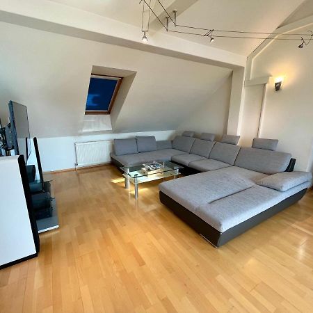 Apartament Atemberaubendes Loft Mit Pool Wiedeń Zewnętrze zdjęcie